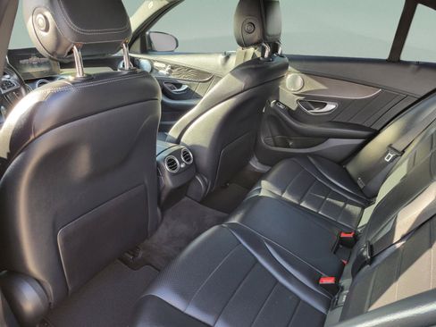 Used 2015 Mercedes-Benz C 300 4MATIC Sedan w/ Multimedia Package image 5