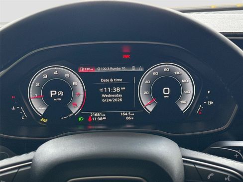 Certified 2024 Audi Q3 2.0T Premium Plus w/ Premium Plus Package AWD/4WD image 12