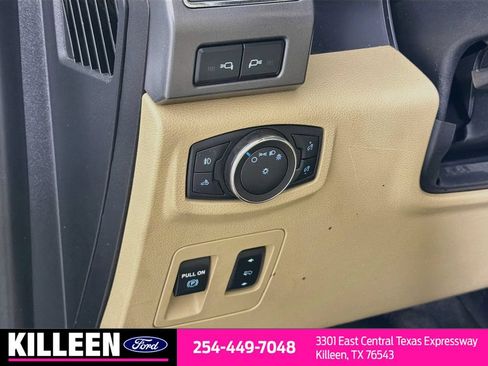 Used 2019 Ford F150 XLT w/ Equipment Group 302A Luxury AWD/4WD image 11