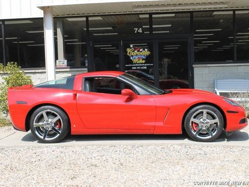 Used 2008 Chevrolet Corvette Coupe w/ Preferred Equipment Group image 21