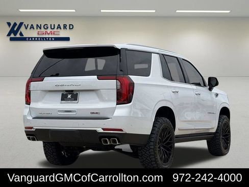 New 2026 GMC Yukon Denali w/ Denali Reserve Package AWD/4WD image 3
