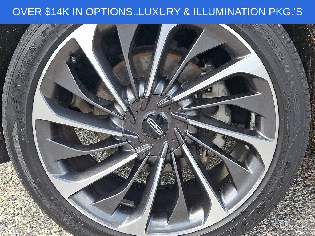 Used 2023 Lincoln Aviator Reserve w/ Equipment Group 201A AWD/4WD image 8