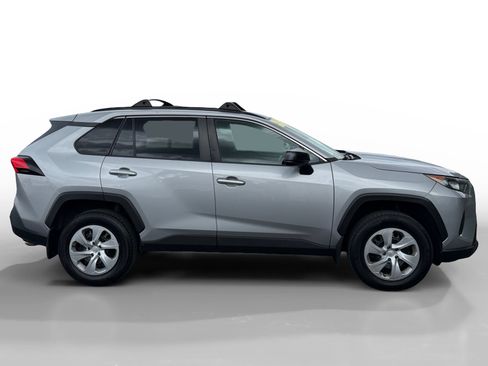 Used 2021 Toyota RAV4 LE w/ Carpet Mat Package (TMS) AWD/4WD image 6