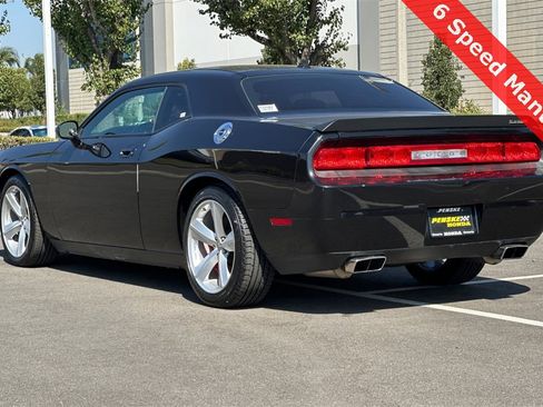 Used 2009 Dodge Challenger SRT8 w/ SRT Option Group II image 6