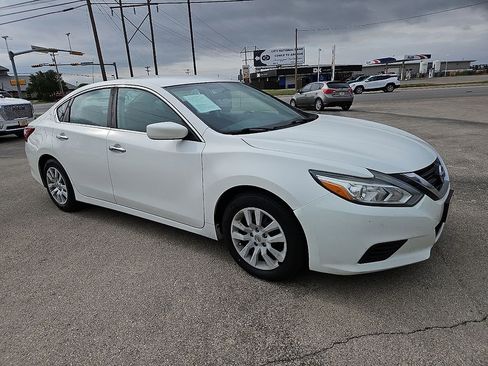 Used 2018 Nissan Altima 2.5 S image 10
