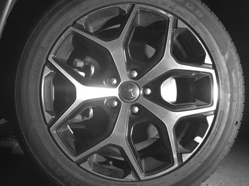 Used 2025 Jeep Compass Limited image 12