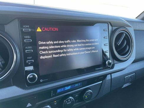 Used 2023 Toyota Tacoma TRD Sport image 38