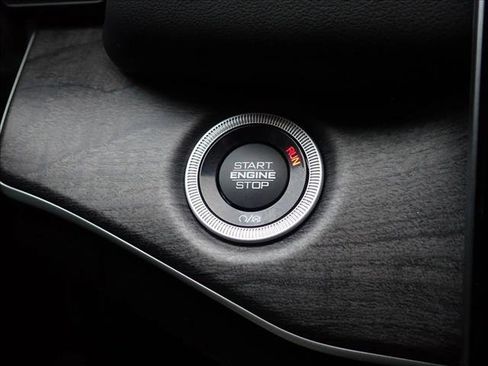 Used 2022 Jeep Grand Cherokee Limited 4xe w/ Luxury Tech Group II image 26