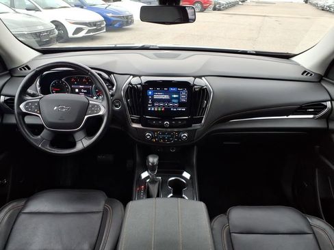 Used 2021 Chevrolet Traverse RS image 17