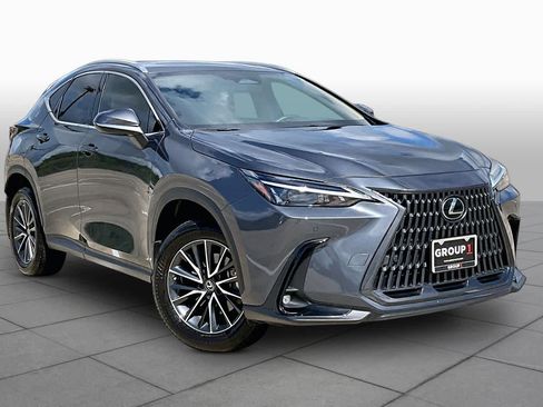 Used 2025 Lexus NX 250 FWD w/ Accessory Package (2T) image 3
