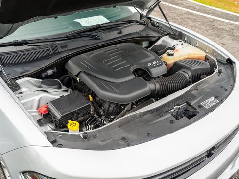 Used 2023 Dodge Charger SXT RWD image 21