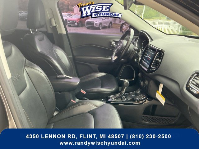 Used 2018 Jeep Compass Limited AWD/4WD image 38