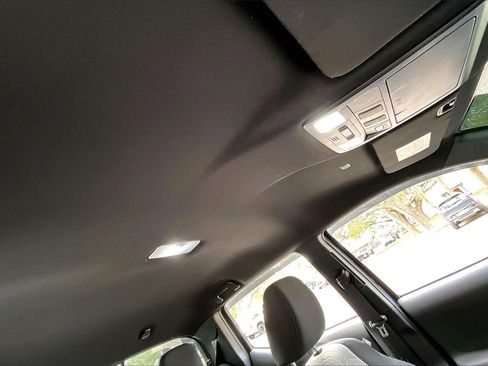 Used 2022 Toyota Tacoma TRD Off-Road image 24