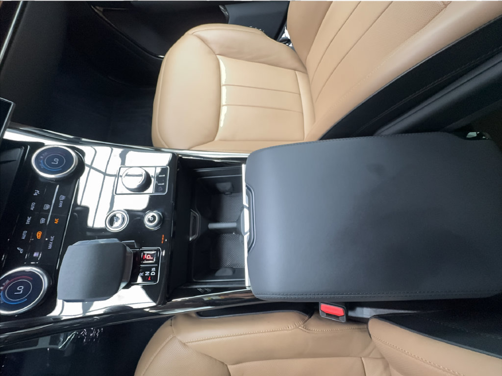 Used 2023 Land Rover Range Rover Sport SE Dynamic AWD/4WD image 47
