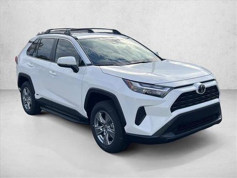 New 2025 Toyota RAV4 LE image 7