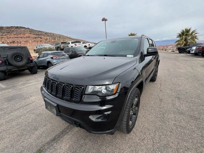 Used 2019 Jeep Grand Cherokee Laredo
