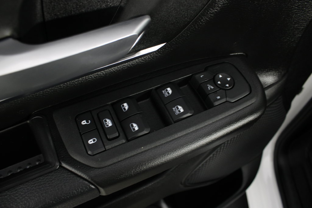 Used 2025 RAM 1500 Big Horn AWD/4WD image 15