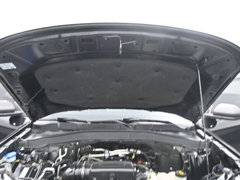 Used 2021 Ford Explorer XLT w/ Equipment Group 202A AWD/4WD image 44