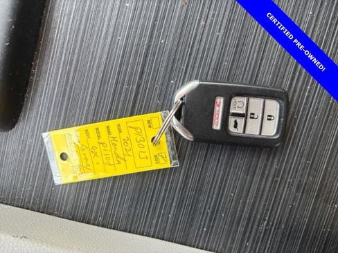 Used 2021 Honda Pilot EX image 16