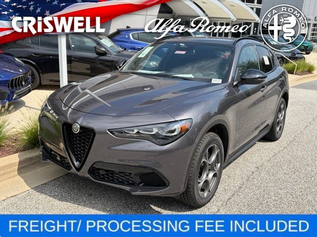 New 2026 Alfa Romeo Stelvio Sprint w/ Convenience Package AWD/4WD image 2
