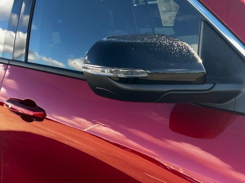 New 2026 Chevrolet Traverse LT image 8