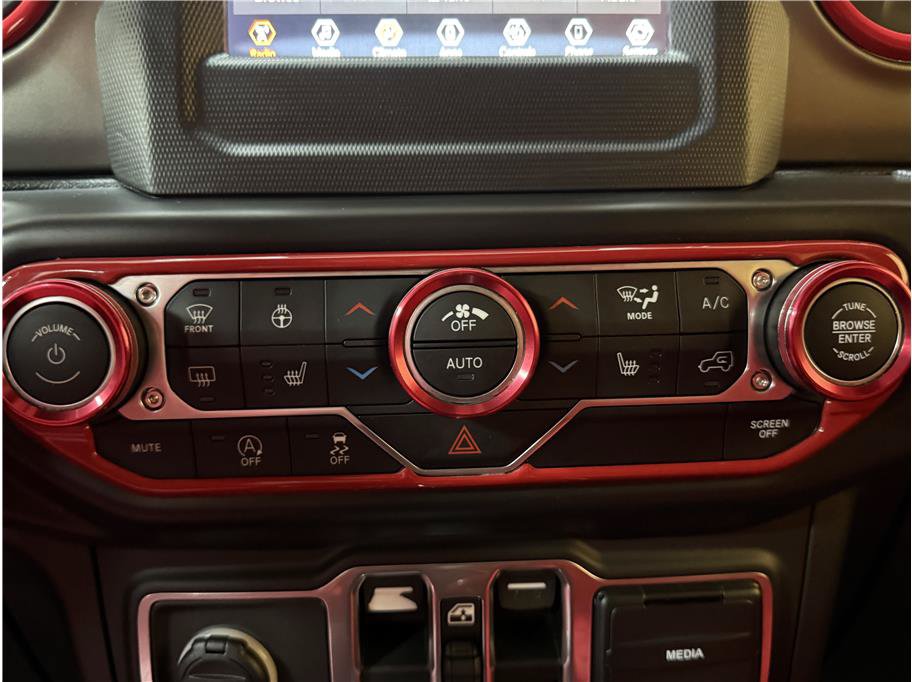 Used 2018 Jeep Wrangler Unlimited Sport S AWD/4WD image 19