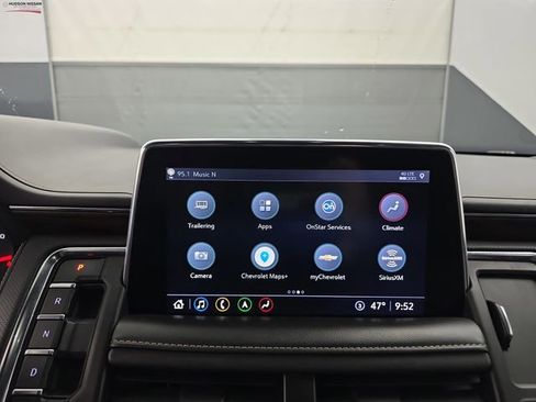 Used 2021 Chevrolet Tahoe Premier w/ Premium Package image 38