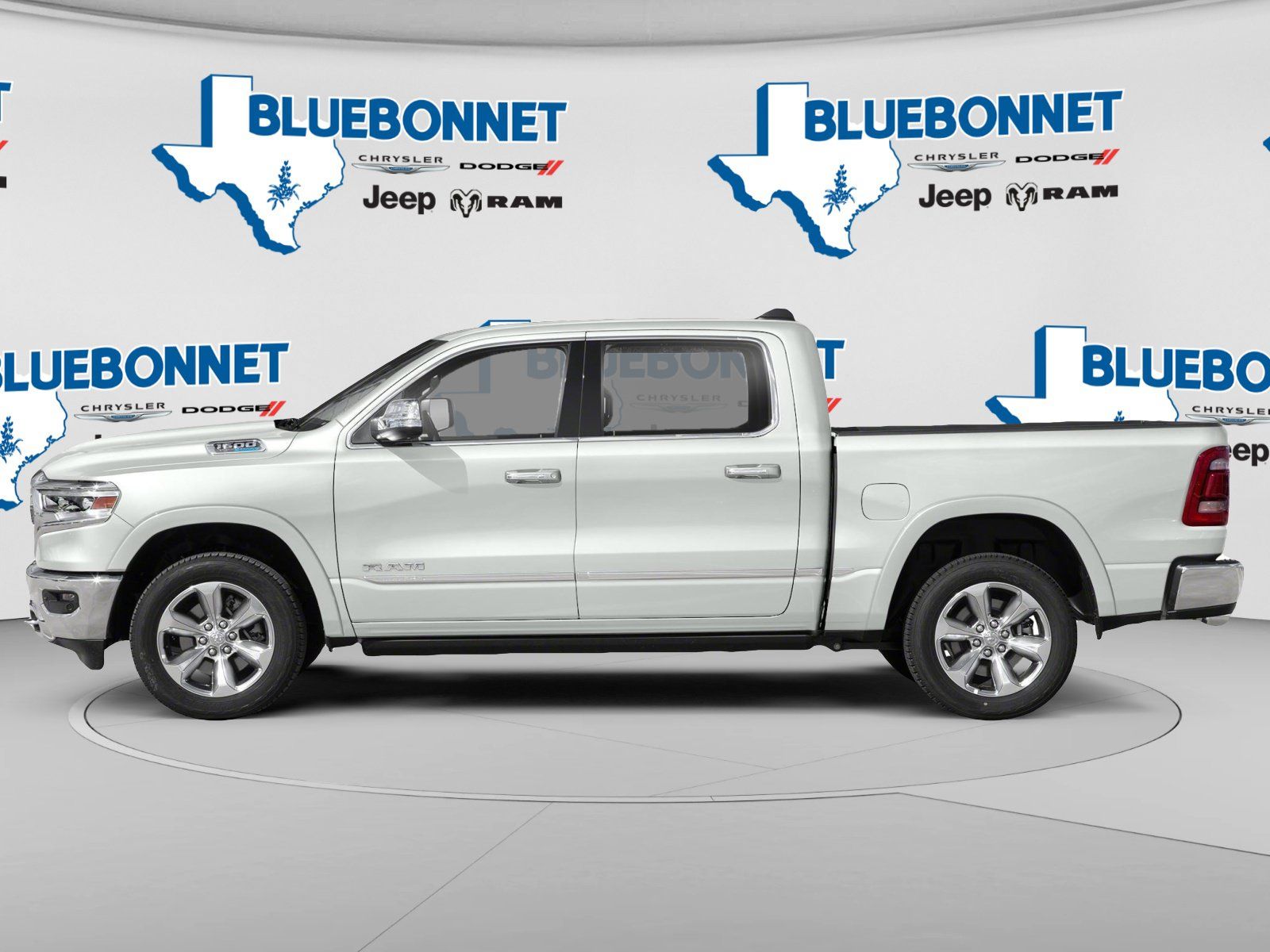 Used 2022 RAM 1500 Limited AWD/4WD image 3