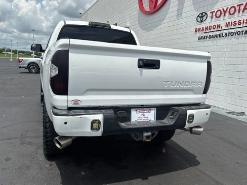 Used 2016 Toyota Tundra Limited w/ Limited Premium Package RWD image 29