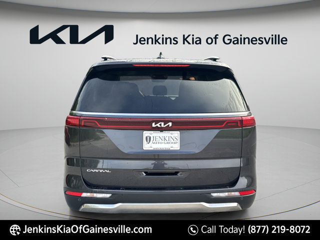 Used 2023 Kia Carnival SX Prestige FWD image 6