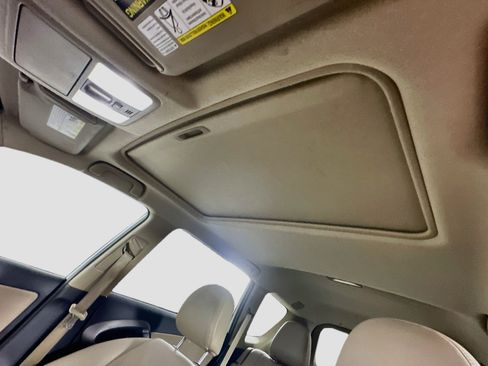 Used 2012 Toyota RAV4 Limited w/ Navigation Value Pkg AWD/4WD image 25