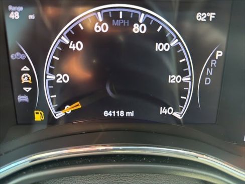 Used 2021 Jeep Grand Cherokee Limited image 12