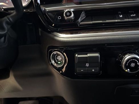 New 2026 GMC Sierra 2500 SLE w/ Snow Plow Prep/Camper Package image 17