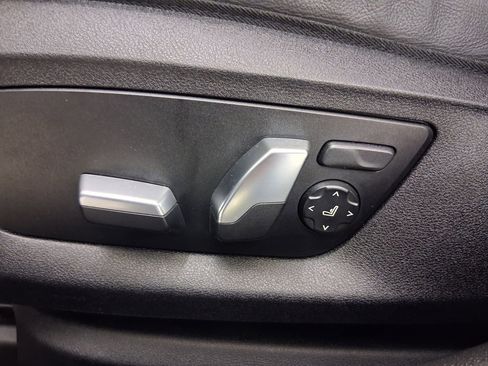 Certified 2022 BMW 540i image 13