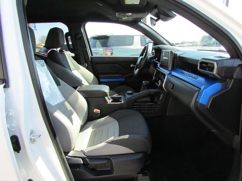 Used 2024 Toyota Tacoma TRD Sport image 21