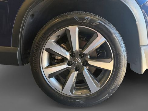 Used 2025 Honda Pilot Touring image 16