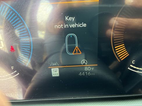 Certified 2025 Hyundai Santa Fe XRT image 33