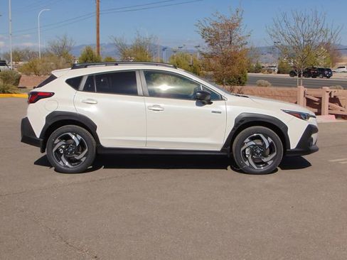 New 2026 Subaru Crosstrek 2.5i Limited w/ Crosstrek Mirror Package AWD/4WD image 3