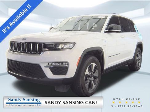 Used 2023 Jeep Grand Cherokee 4WD 4xe image 1