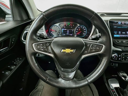 Used 2018 Chevrolet Equinox Premier FWD image 11