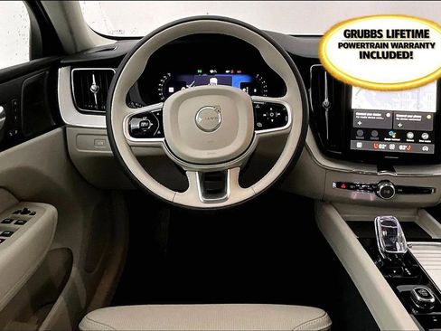 New 2026 Volvo XC60 B5 Ultra w/ Protection Package Premier image 21