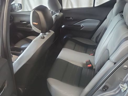 Used 2021 Nissan Kicks SR w/ SR Premium Package FWD image 13
