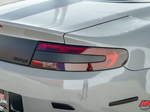 Used 2008 Aston Martin V8 Vantage Roadster image 48