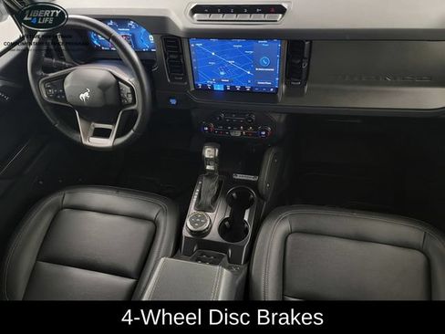 Used 2025 Ford Bronco Badlands AWD/4WD image 32