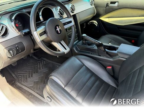 Used 2007 Ford Mustang GT RWD image 18
