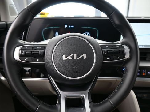 Used 2023 Kia Sportage EX image 29