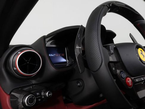 Used 2022 Ferrari 812 GTS image 36