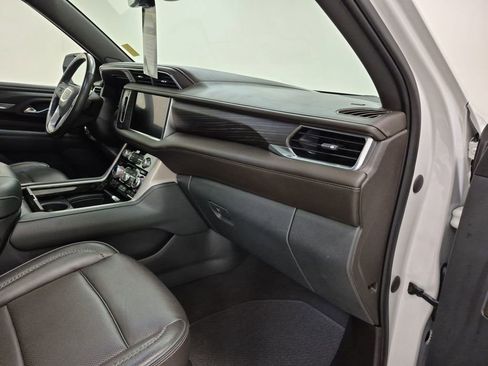 Certified 2022 GMC Yukon XL Denali w/ Denali Premium Package image 30