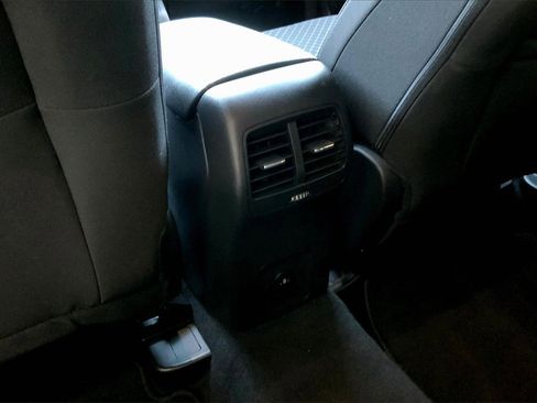 Used 2023 Ford Escape Active image 36