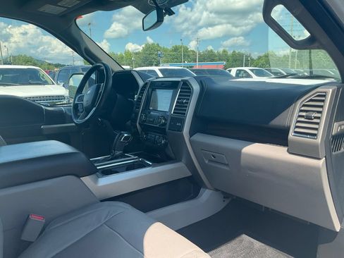 Used 2016 Ford F150 Lariat AWD/4WD image 11